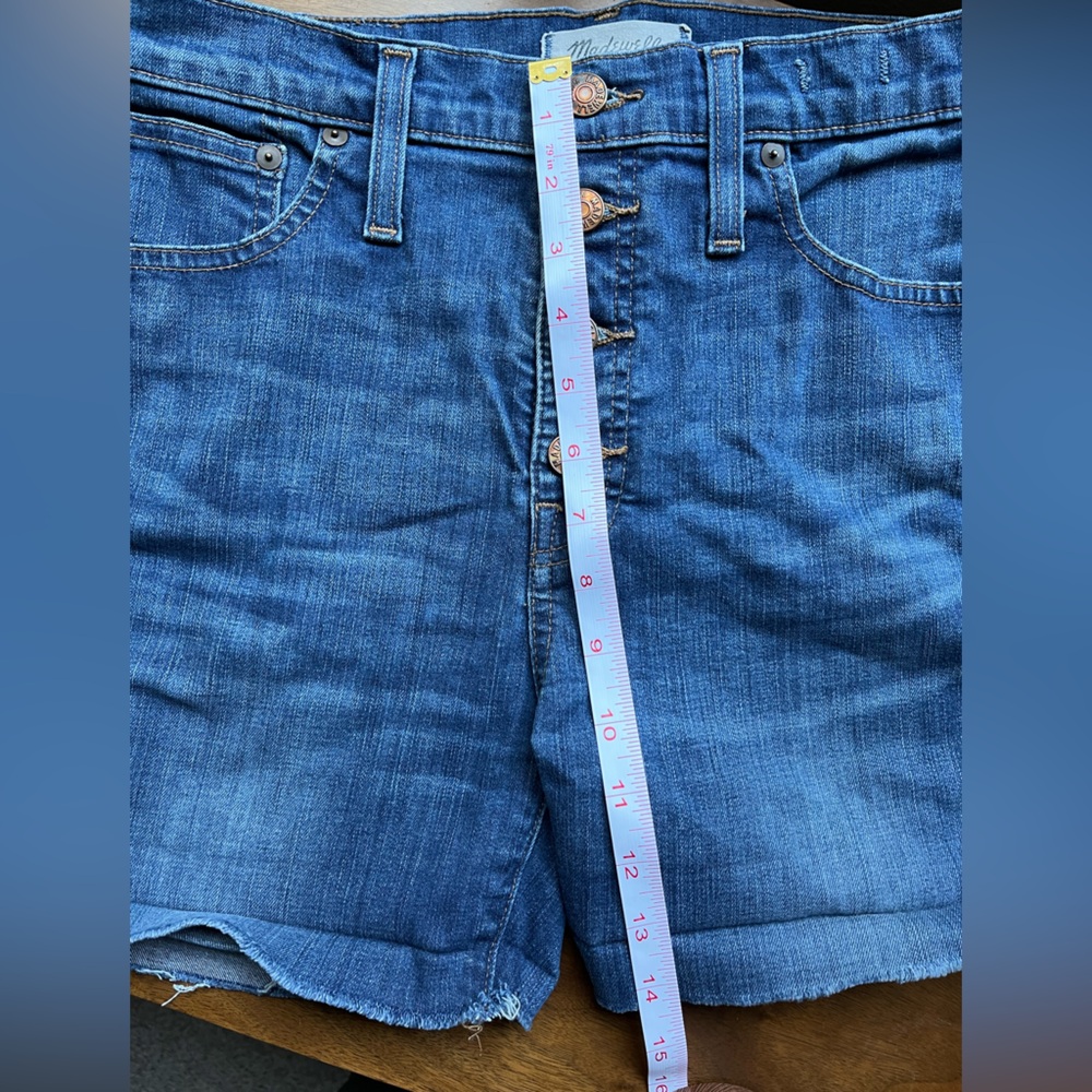 Madewell 10" Skinny High Riser Denim Shorts Button Front - Picture 10 of 13